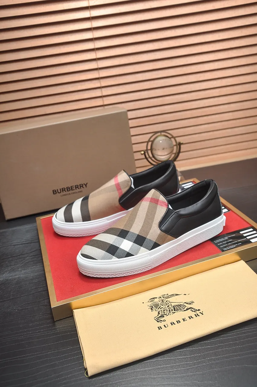 Men's shoes💰480💶[Burberry] (cowhide lining) classic low-top sneakers｜Imported cowhide with classic plaid fabric｜Cow leather lining｜Original outsole｜Fine workmanship and comfortable to wear Size: 38-44 (customized at 45)